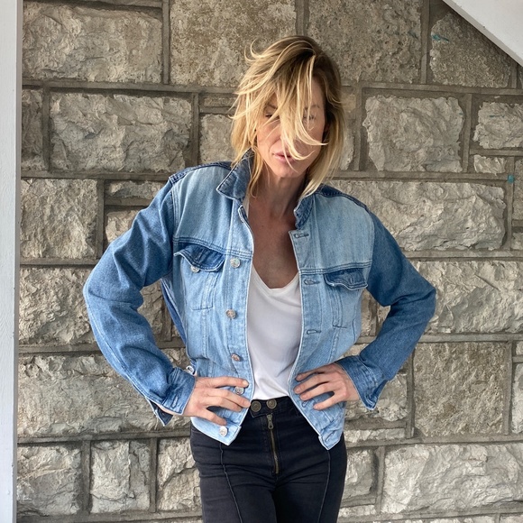 PacSun Two-Tone Trucker Jean Jacket. - Picture 9 of 9